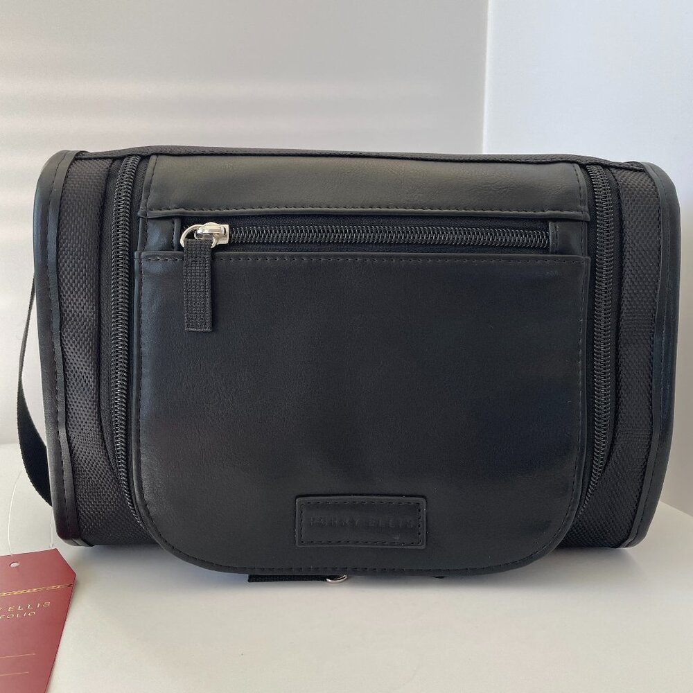 NWT Perry Ellis Portfolio Ballistic Design Toiletry Bag – Black